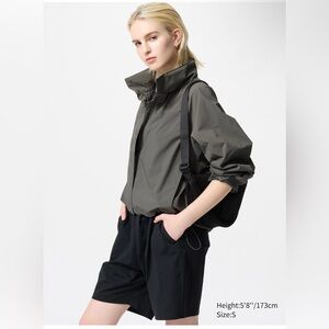 NWT Uniqlo Windproof Jacket - Stand Collar Blouson - Olive Green XS